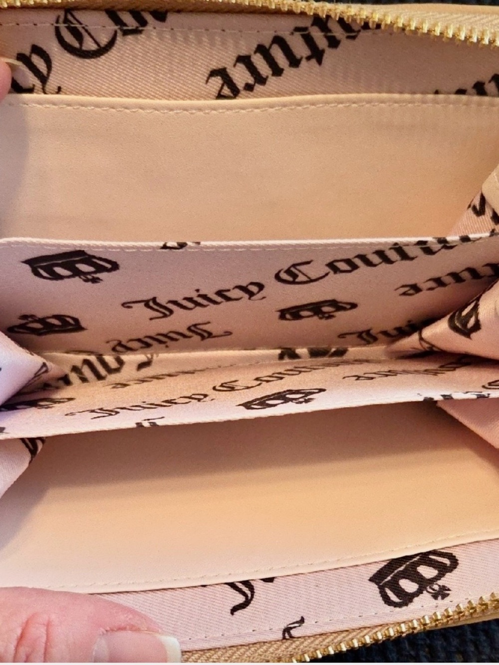 Juicy Couture Tan Quilted Wallet with Fun Charms - Picture 4 of 6